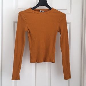 H&M DIVIDED Women’s Top XS Mustard Yellow Ribbed Tee Long Sleeves Stretchy